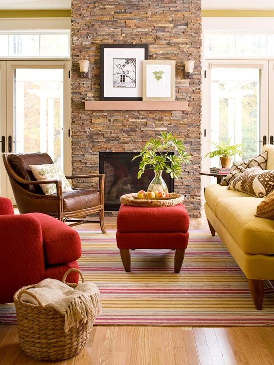 Living room in fall colors with fireplace #falldecor #falldecorideas #livingroom #autumndecor #homedecor #decorhomeideas