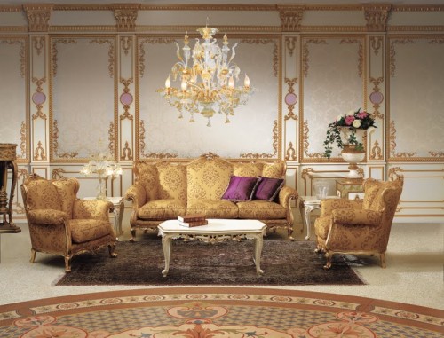 Baroque Décor Ideas For The Living Room Decor Home Crystal Chandelier In Gold Furnished Baroque Living Room Homedecor Livingroom Furniture