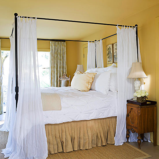 Four-poster bed #bedroom #canopy #homedecor #decoratingideas #furniture #decorhomeideas