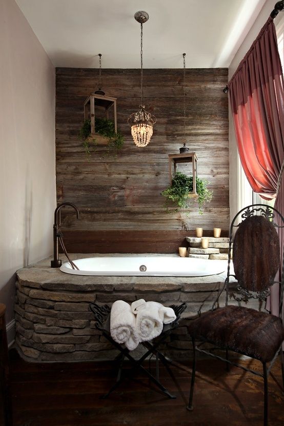Wood accent wall #homedecor #bathroom #bathtub #decoratingideas #accent #decorhomeideas
