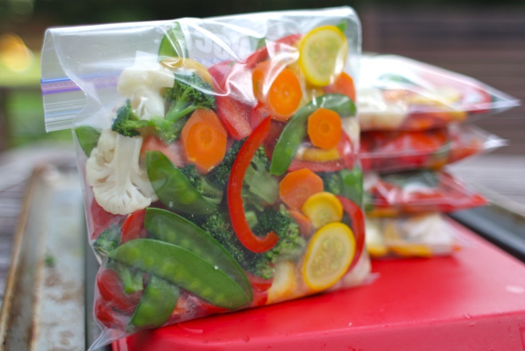 Chop food in a bag #storage #food #tips #kitchen #decorhomeideas