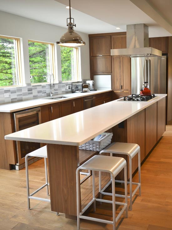 Contemporary kitchen island with seating #kitchen #furniture #interiordesign #kitchenisland #seating #homedecor #decorhomeideas 