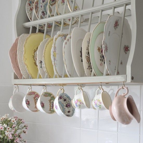 Kitchen dishes storage ideas #diy #storage #organization #organize #decoratingideas #homedecor #decorhomeideas