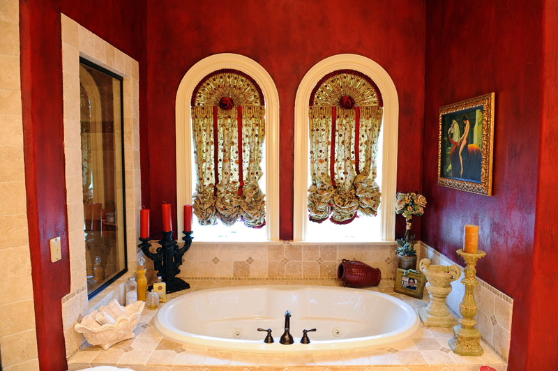 Exotic rustic red bathroom #redbathroom #bathroom #bathroomdesign #bathroomideas #bathroomreno #bathroomremodel #decorhomeideas