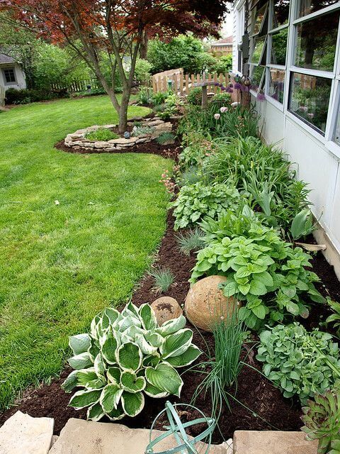 Lavish garden decoration idea #gardens #gardening #gardenideas #gardeningtips #decorhomeideas