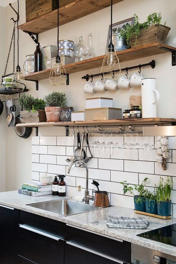 Open wood storage idea with diy shelves. #kitchen #storage #organization #cupboards #cabinets #shelves #decoratingideas #decorhomeideas #drawer