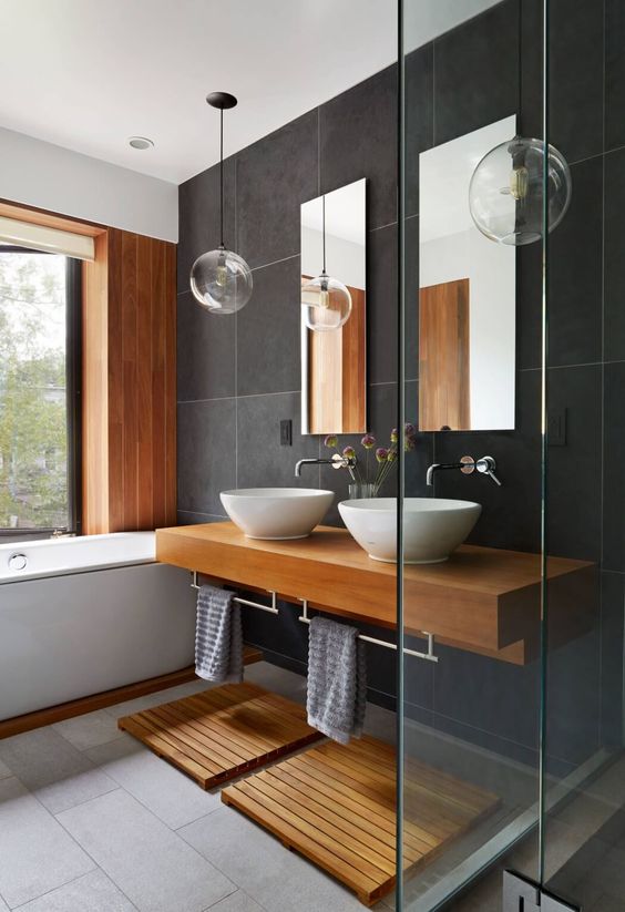 Black and brown bathroom design idea #bathroom #bathroomdesign #bathroomideas #bathroomreno #bathroomremodel #decorhomeideas
