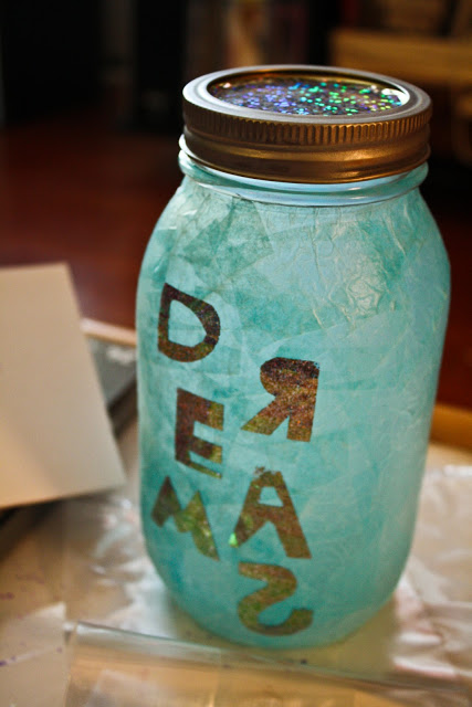 Blue paper dreams jar idea #jars #recycledjars #decoratingideas #homedecor #decorating #diy #home #paperdecor #decorhomeideas