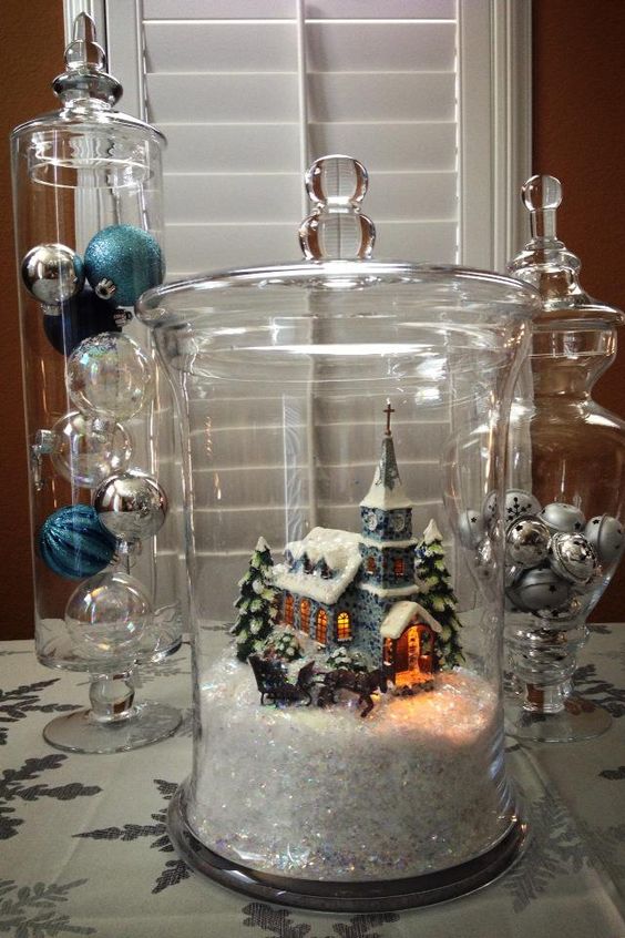 Christmas apothecary jar decor idea #xmas #x-mas #christmas #christmasdecor #christmasjars #jars #decoration #christmasdecorations #decoratingideas #festive #decorhomeideas