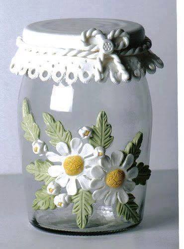 Flowers decoration jar idea #jars #recycledjars #decoratingideas #homedecor #decorating #diy #home #decorhomeideas