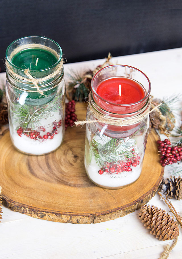 Lovely christmas jar decor idea #xmas #x-mas #christmas #christmasdecor #christmasjars #jars #decoration #christmasdecorations #decoratingideas #festive #decorhomeideas