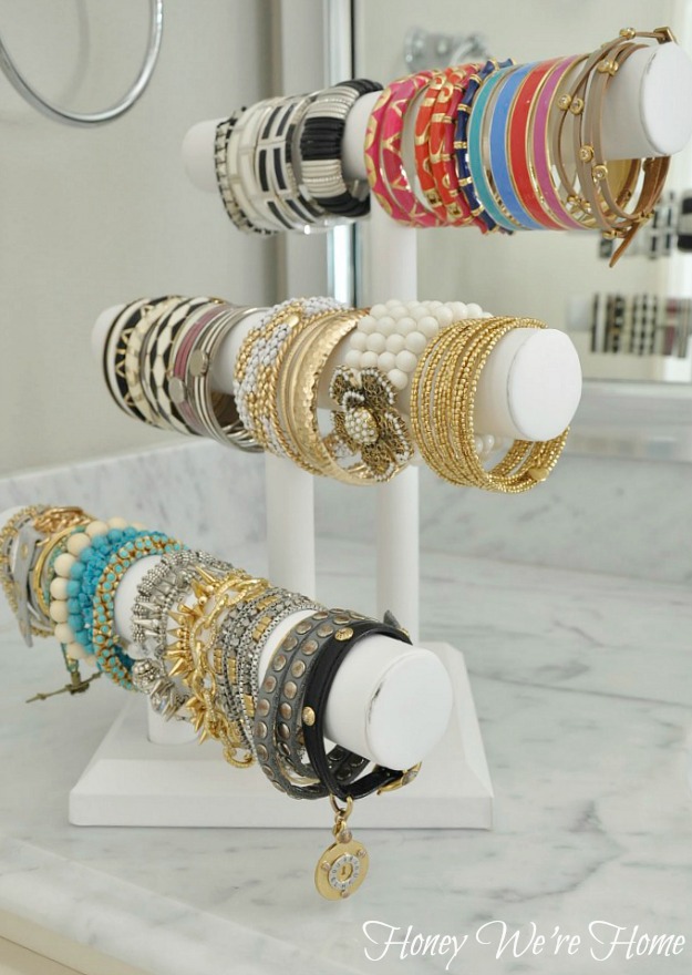 Pvc pipe bracelet storage solution #diy #storage #jewelry #pvcpipes #homedecor #decoratingideas #pvc #decorhomeideas