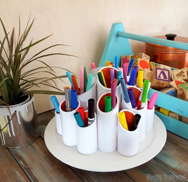 Rotating craft caddy pvc pipes idea #diy #pvcpipes #homedecor #decoratingideas #pvc #decorhomeideas