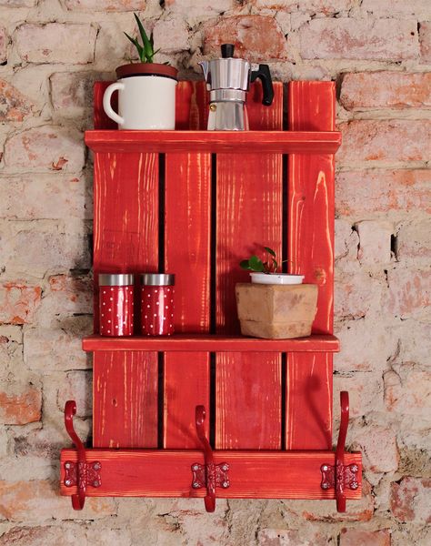 Shelves shabby chic style pallet made idea #pallet #diy #pallets #furniture #makeover #repurpose #wooden #wood #decoratingideas #decorhomeideas