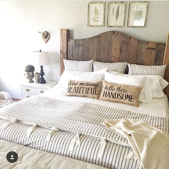 Wood pallet headboard idea #pallet #diy #pallets #furniture #makeover #repurpose #wooden #wood #decoratingideas #decorhomeideas 