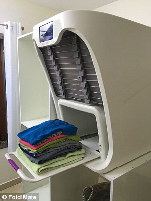 Foldimate laundry folding robot