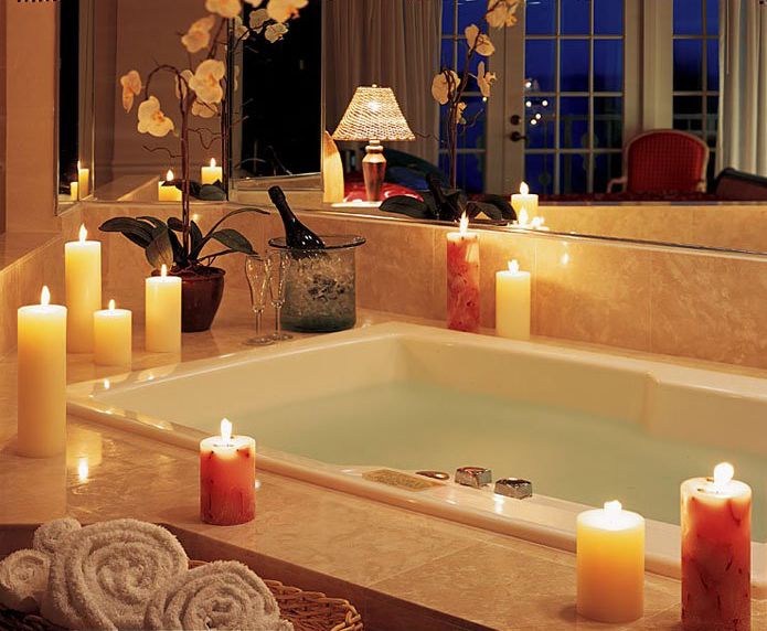 lit candles for spa style bathroom decoration #spadecor #bathroom #homespa #spahome #relaxhome #spa #homedecor #decoratingideas #spadesign #decorhomeideas