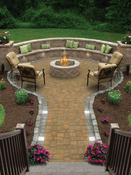 Lovely stone decorated fire pit idea #firepit #exterior #patio #decoratingideas #cozy #decor #garden #backyard #fire #design #decorhomeideas