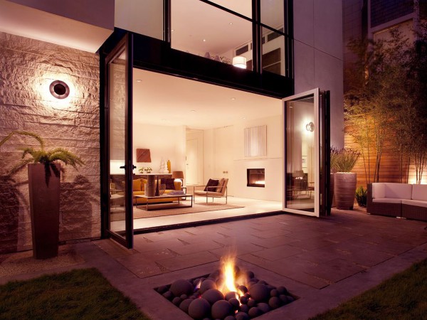 Patio design modern fire pit idea #firepit #exterior #patio #decoratingideas #cozy #decor #garden #backyard #fire #design #decorhomeideas