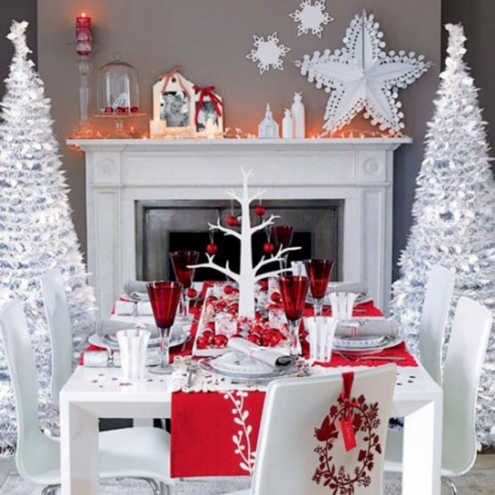 Red christmas table decor idea #xmas #x-mas #christmas #christmasdecor #decoration #decoratingideas #festive #decorhomeideas