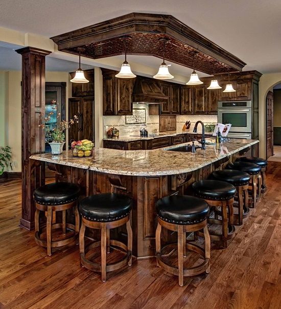 Rustic kitchen design idea with marble counter top kitchen island #rustic #rusticdecor #rusticfarmhouse #homedecor #decoratingideas #decorhomeideas
