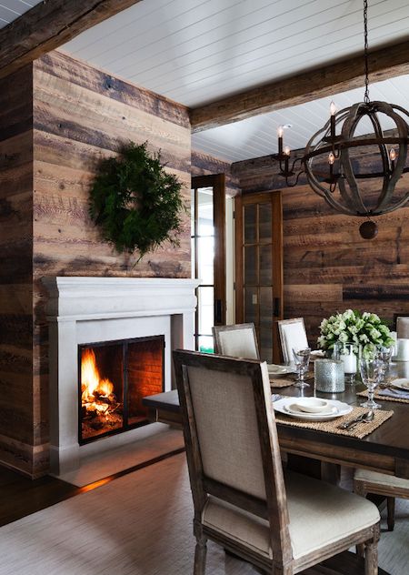 Rustic wooden walls decoration idea #rustic #rusticdecor #rusticfarmhouse #homedecor #decoratingideas #decorhomeideas