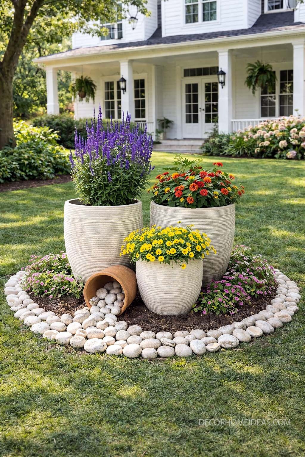 Charming Flower Pot Garden Idea with Stone Border
