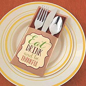 Thanksgiving table decor with card #tablesetting #homedecor #falldecor #decoratingideas #falldecorideas #ornaments #decorhomeideas