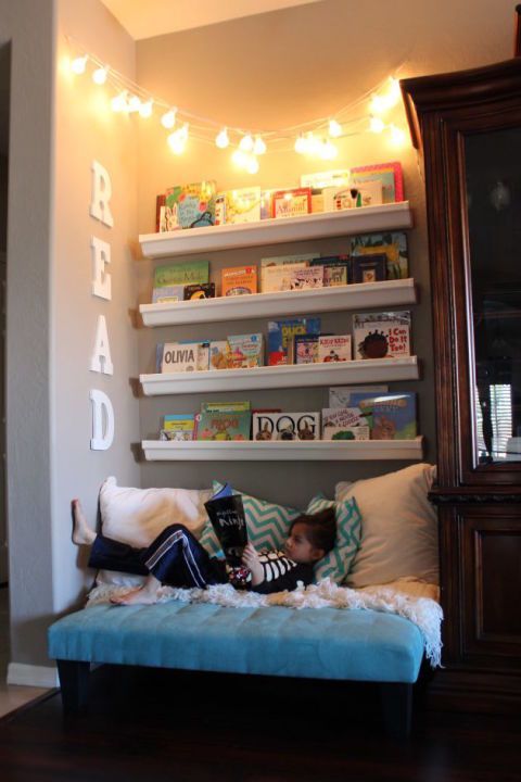 Reading nook for kids to read and rest #readingnook #nook #readingcorner #decoratingideas #homedecor #cozynook #decorhomeideas