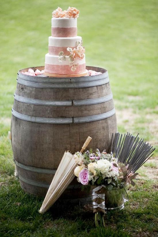 Party decor wine barrel #winebarrel #repurposed #diy #barrel #decoratingideas #homedecor #decorhomeideas