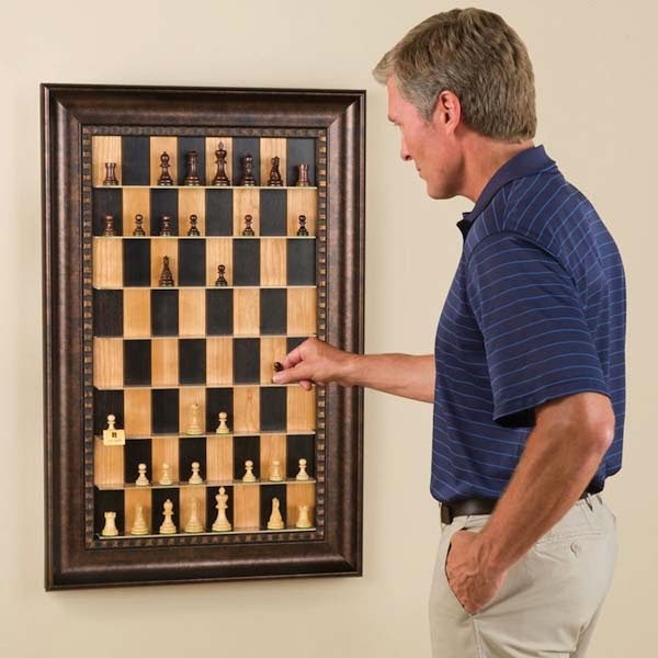 Chess board wall decor picture frame #diyproject #diy #makeover #homedecor #decorationideas #pictures #frames #vintage #decorhomeideas