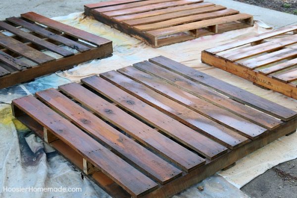 6 Easy Steps To Build A Wooden Compost Bin 6 Easy Steps To Build A Wooden Compost Bin