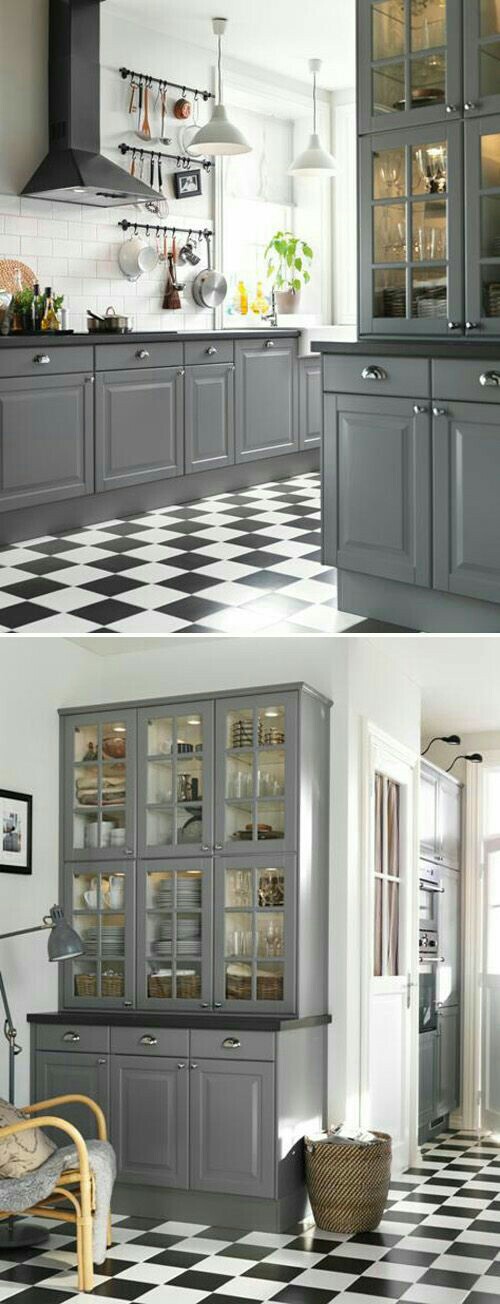 Gray kitchen cabinets and squared floor #kitchen #graycabinets #graypaint #graykitchencabinets #homedecor #decoratingideas #decorhomeideas