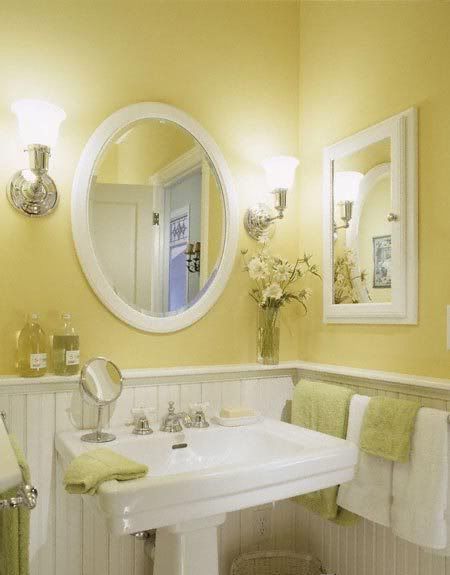 Pale yellow no window small bathroom. #bathroom #bathroomdesign #bathroomideas #bathroomreno #bathroomremodel #decorhomeideas #yellow #paint