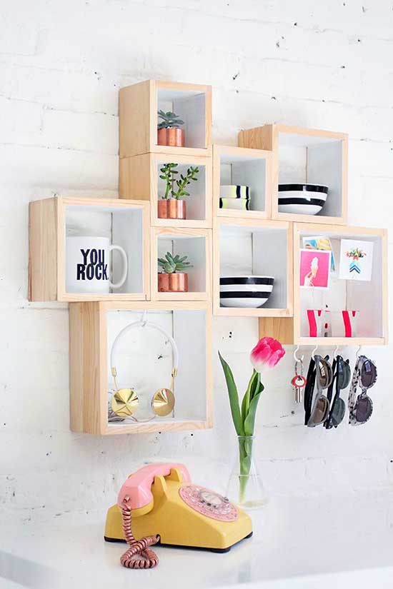 Simple diy box shelves for teen girl bedroom #teen #diy #shelves #bedroom #girl #decor