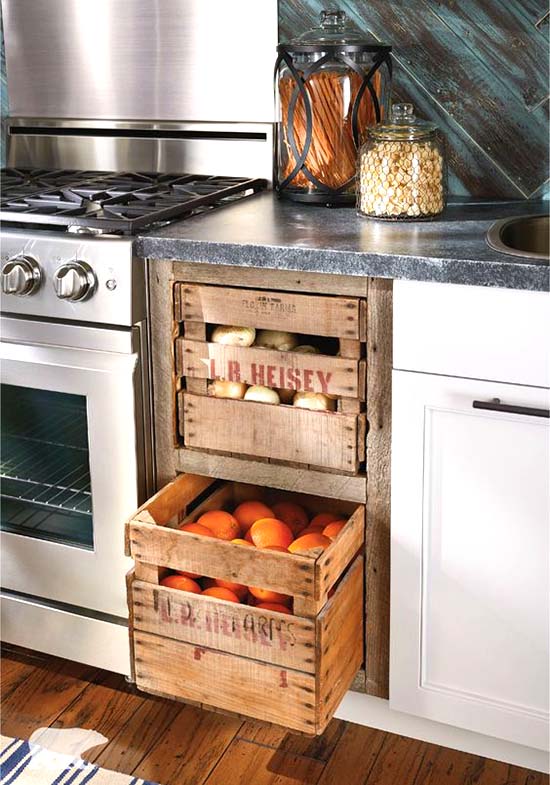 Built-in wooden crates storage #farmhouse #farmhousedecor #storage #organization #farmhousestorage #decorhomeideas