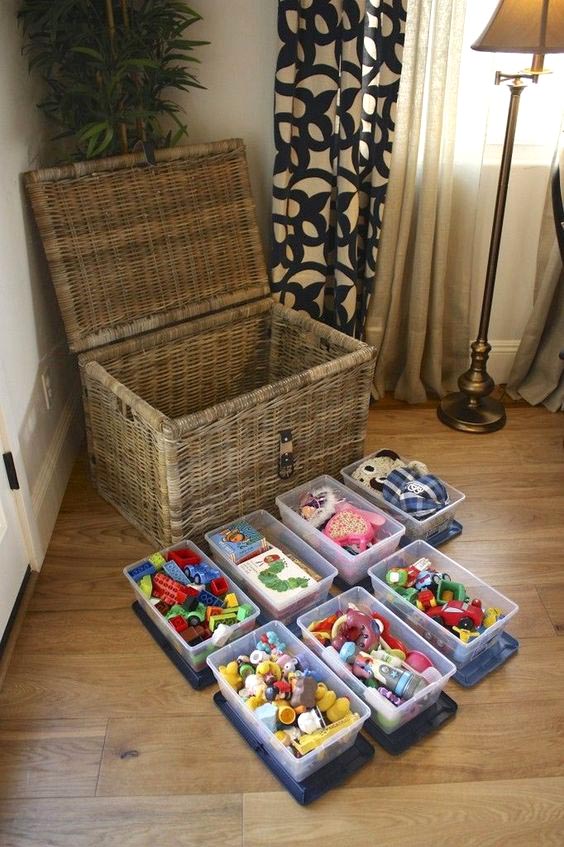 DIY Organize your toys by size and color #toystorage #organizer #baskets #decorhomeideas