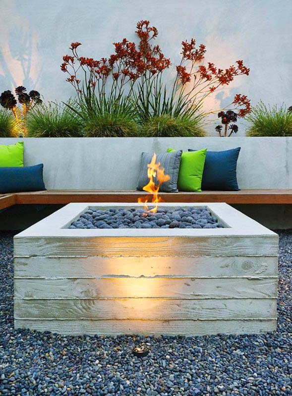 DIY Board-Formed Concrete Fire Pit #firepit #firepitideas #diy #garden #decorhomeideas