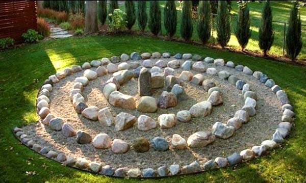 Spiritual stone garden decoration #gardens #gardening #gardenideas #gardeningtips #decorhomeideas