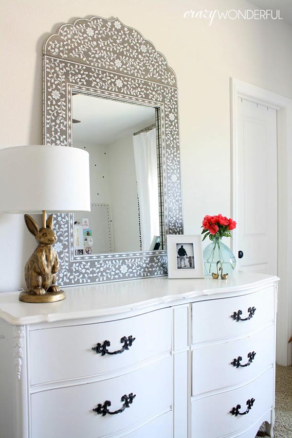 Cheap DIY stencil mirror #diy #mirror #diymirror #cheapmirror #decorhomeideas