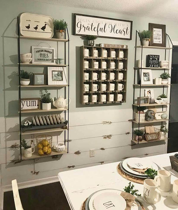 Farmhouse kitchen wall accent #farmhousekitchen #farmhouse #farmhousedecor #kitchen #homedecor #decorhomeideas