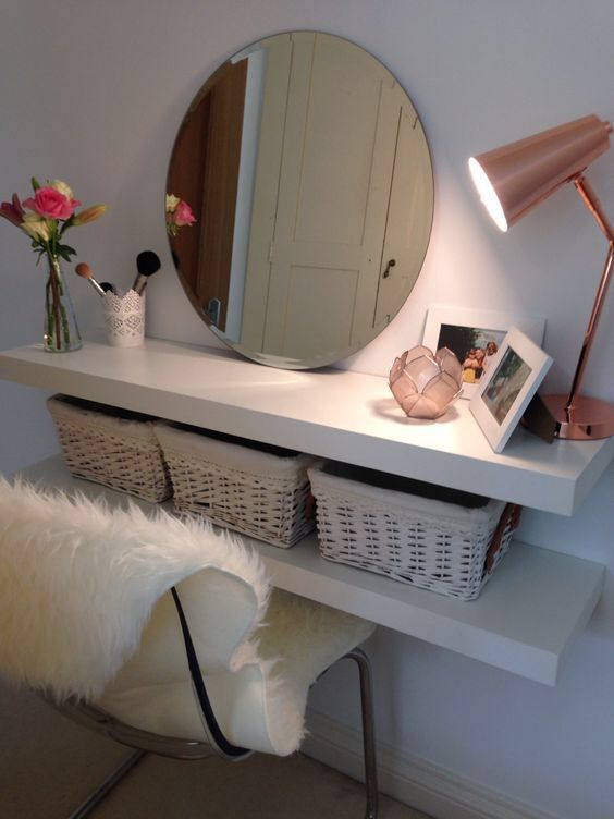 Floating shelves small bedroom vanity #vanity #bedroom #vanitybedroom #makeupvanity #homedecor #decorhomeiedeas