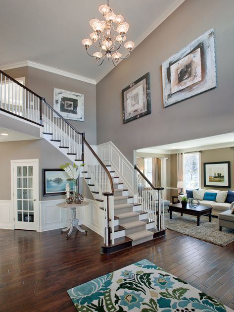 Stairs with runner #staircase #stairway #stairs #staircaseideas #decorhomeideas