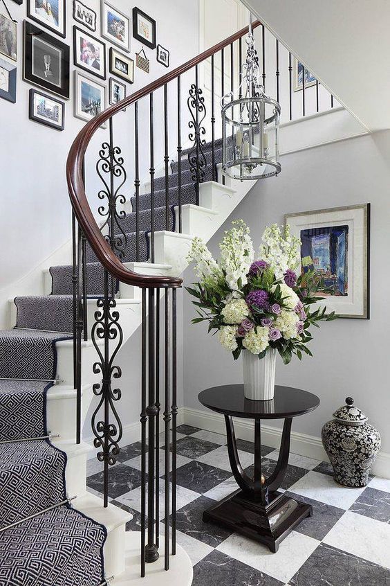 Stairway decoration #staircase #stairway #stairs #staircaseideas #decorhomeideas