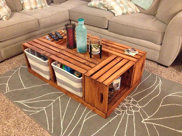 Wooden pallet storage coffee table #coffeetable #diy #pallet #toystorage #organize #storage #organization #livingroom #decorhomeideas