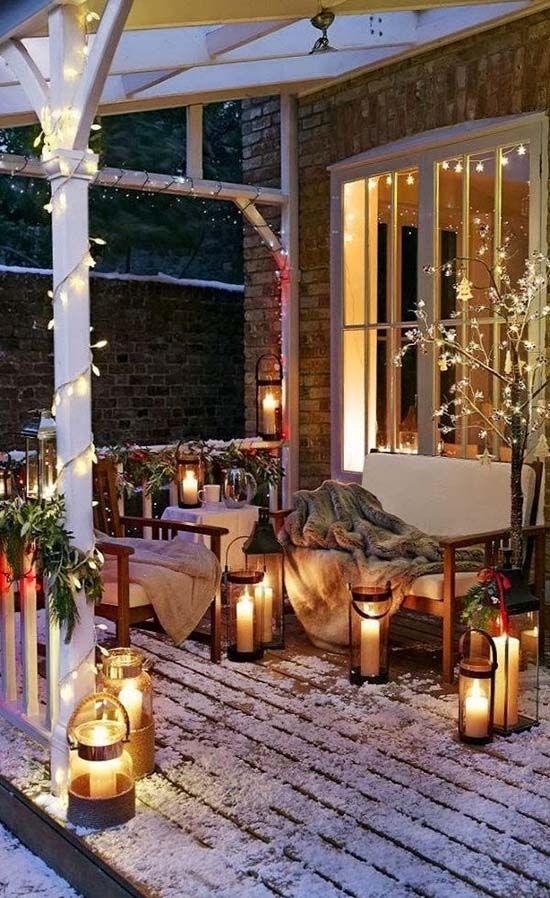 Christmas front porch decoration ideas #Christmasdecoration #Christmas #frontporch #porch #decoration #decorhomeideas