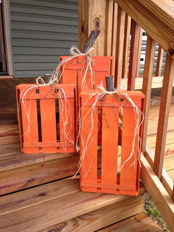 DIY Crate Pumpkins #craft #fall #falldecor #falldecorideas #decorhomeideas