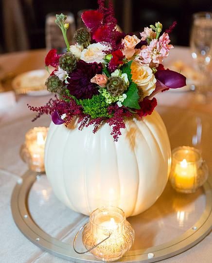 DIY candle pumpkins centerpiece #pumpkindecor #centerpiece #falldecor #decorhomeideas