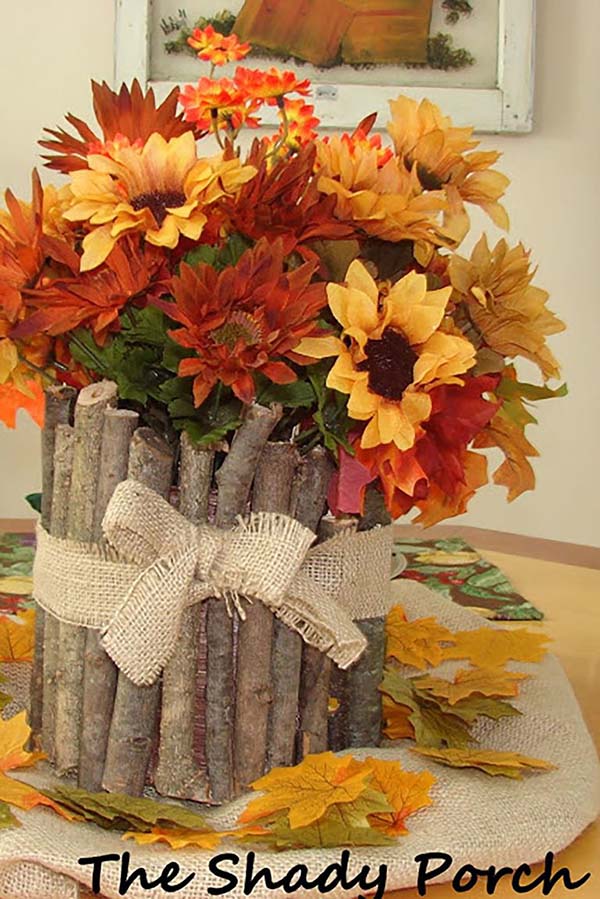 DIY fall centerpiece branches and flowers #fallcenterpiece #falldecor #diy #falldecoration #thanksgiving #decorhomeideas