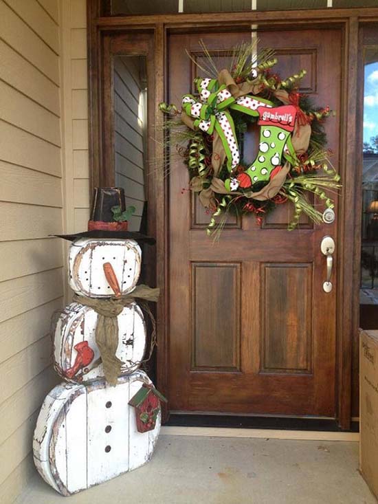 Snowman Christmas front porch decoration #Christmasdecoration #Christmas #frontporch #porch #decoration #decorhomeideas